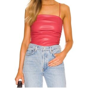 BNWT Sz small Superdown top